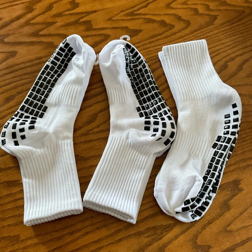 NWOT Crew Sports Grip Socks (3 pr)